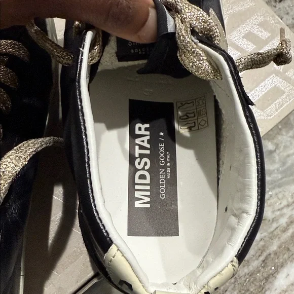 Golden Goose Midstar Sneakers with Glittery Gold Laces - Picture 6 of 15